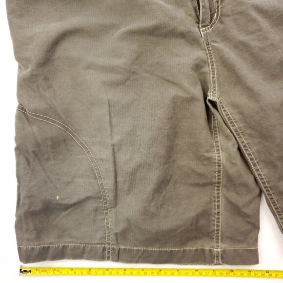 Kuhl Quick Dry Outdoor Hiking Cargo Shorts Snap Zippered Men "38" Real Waist 40 - Picture 6 of 12